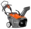 Фото товара: Husqvarna ST131 бензиновый снегоуборщик
